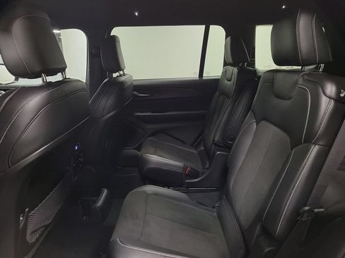 Used 2023 Jeep Grand Cherokee L Laredo AWD/4WD image 28