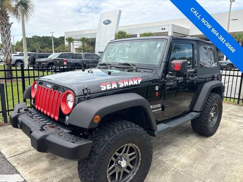 Used 2015 Jeep Wrangler Sport AWD/4WD image 2