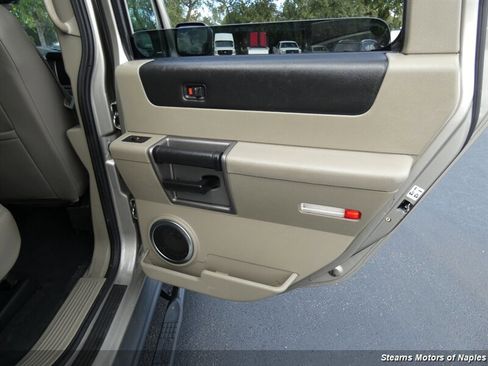 Used 2003 HUMMER H2 w/ Preferred Equipment Group image 57