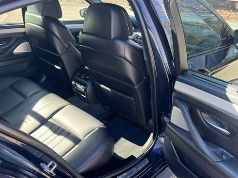Used 2013 BMW M5 image 12