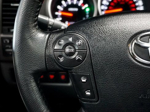 Used 2010 Toyota Sequoia Limited AWD/4WD image 41