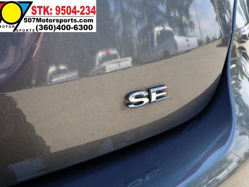 Used 2015 Ford Focus SE w/ Equipment Group 201A FWD image 20