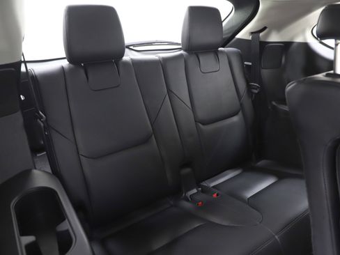 Used 2022 MAZDA CX-9 Touring Plus image 16