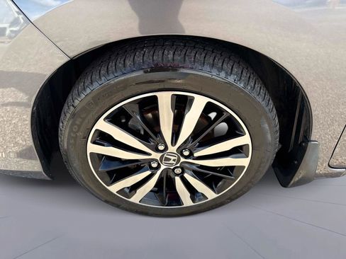 Certified 2019 Honda Fit EX image 11