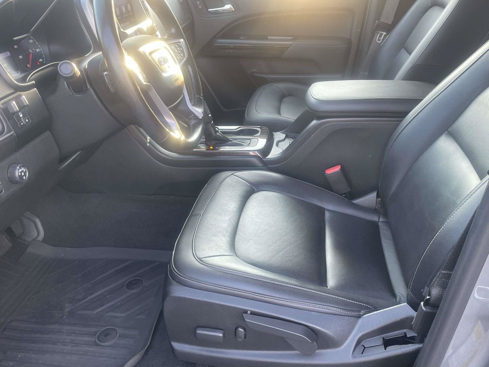 Certified 2020 GMC Canyon SLT w/ Driver Alert Package RWD image 15