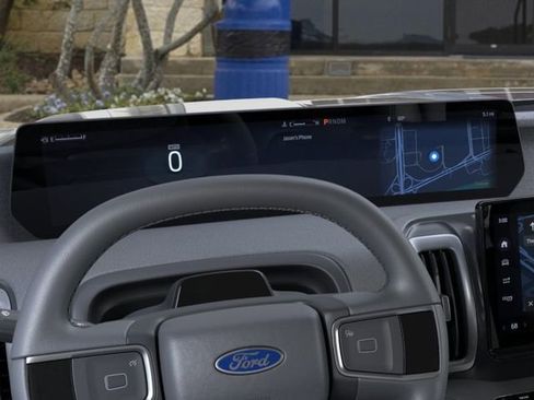 New 2025 Ford Expedition Active RWD image 13