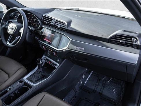 Used 2021 Audi Q3 2.0T Premium Plus w/ Premium Plus Package image 24