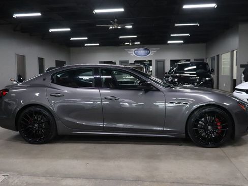 Used 2023 Maserati Ghibli Modena Q4 AWD/4WD image 7