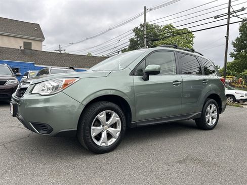 Used 2016 Subaru Forester 2.5i Premium w/ All-Weather Package AWD/4WD image 1