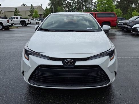 New 2026 Toyota Corolla LE FWD image 2