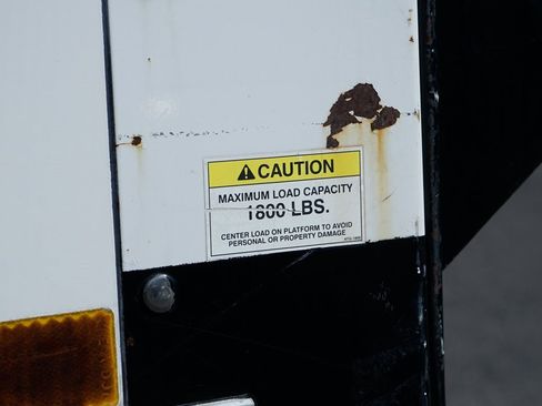 Used 2017 Ford F550 2WD Regular Cab Super Duty image 48