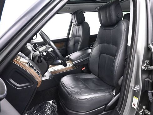 Used 2019 Land Rover Range Rover AWD/4WD image 12