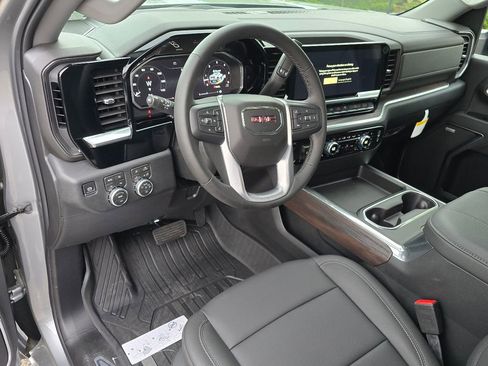 New 2026 GMC Sierra 2500 SLT w/ SLT Premium Package AWD/4WD image 12