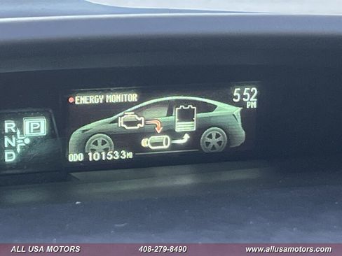 Used 2013 Toyota Prius Three w/ Solar Roof Pkg image 31