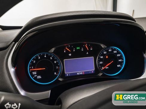 Used 2020 Chevrolet Traverse LT FWD image 15