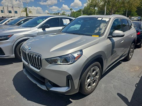 Used 2026 BMW X1 xDrive28i AWD/4WD image 3