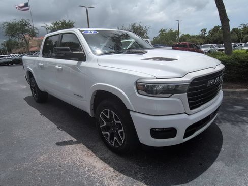 Used 2025 RAM 1500 Laramie w/ Sport Appearance Package AWD/4WD image 2