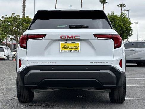 New 2026 GMC Terrain Elevation image 5