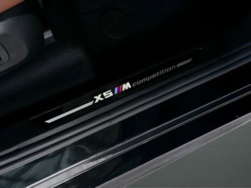 Used 2022 BMW X5 M w/ Competition Package 2 AWD/4WD image 49