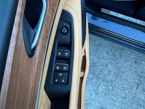 New 2025 Jeep Grand Cherokee Summit image 14