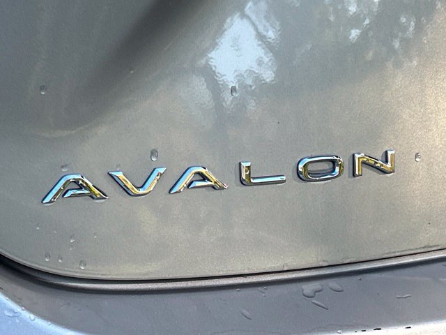 Used 2014 Toyota Avalon XLE Touring FWD image 11