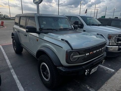Certified 2024 Ford Bronco Badlands AWD/4WD image 5
