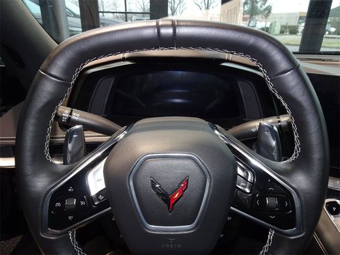 Used 2024 Chevrolet Corvette Stingray Coupe image 18