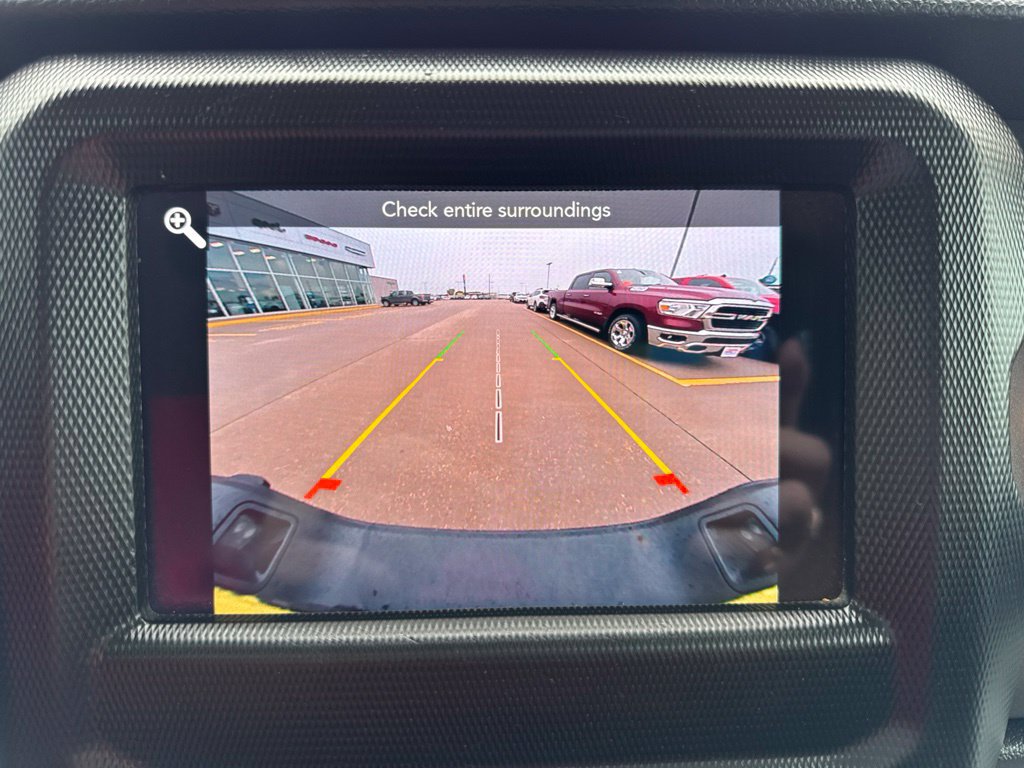 Used 2023 Jeep Gladiator Sport AWD/4WD image 7