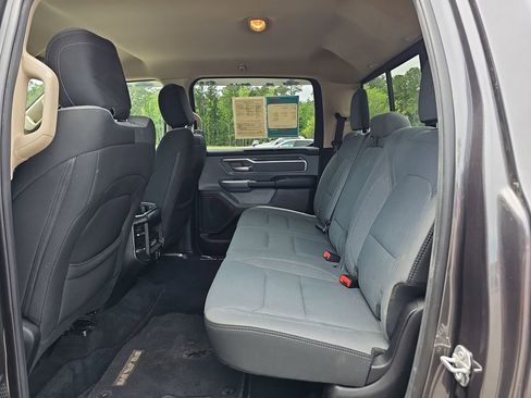 Used 2019 RAM 1500 Big Horn AWD/4WD image 17