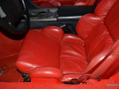 Used 1990 Chevrolet Corvette Coupe image 15