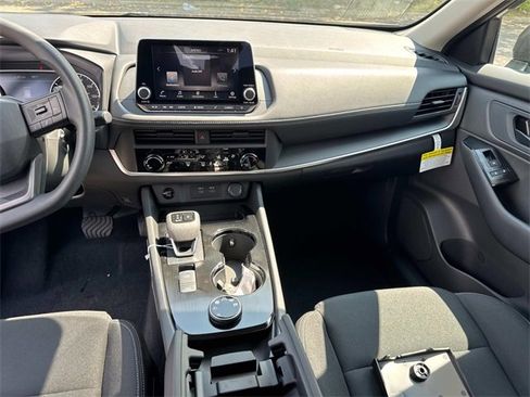 New 2026 Nissan Rogue S image 17