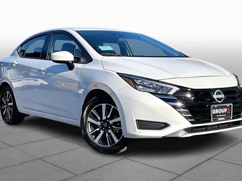 New 2025 Nissan Versa SV w/ Trunk Package image 2