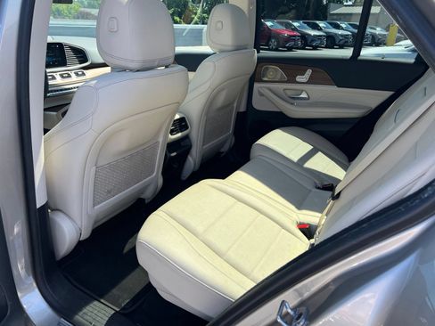 Used 2022 Mercedes-Benz GLE 350 4MATIC image 18