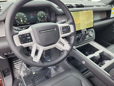 New 2026 Land Rover Defender 130 X-Dynamic SE AWD/4WD image 14