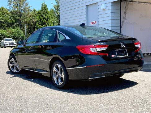 Used 2020 Honda Accord EX image 9