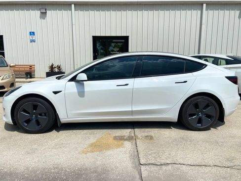Used 2022 Tesla Model 3 Long Range AWD/4WD image 2