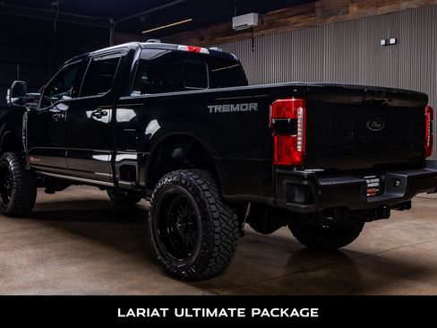 Used 2024 Ford F250 Lariat w/ Lariat Ultimate Package AWD/4WD image 7