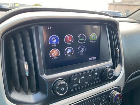 Used 2016 GMC Canyon SLE image 20