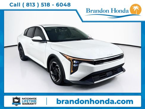 Used 2025 Kia K4 EX FWD image 1