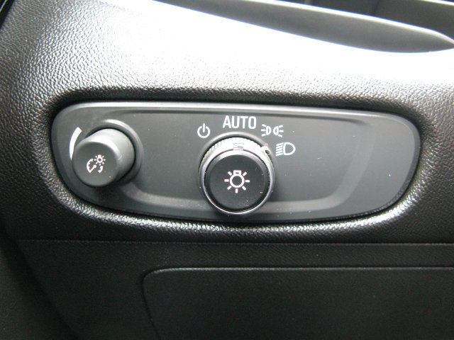 Used 2024 Chevrolet Malibu LT FWD image 16