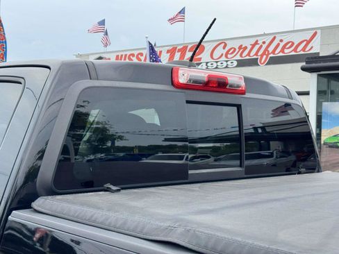 Used 2021 Chevrolet Colorado LT w/ Redline Special Edition AWD/4WD image 15