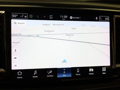 Used 2023 Chrysler Pacifica Limited image 56