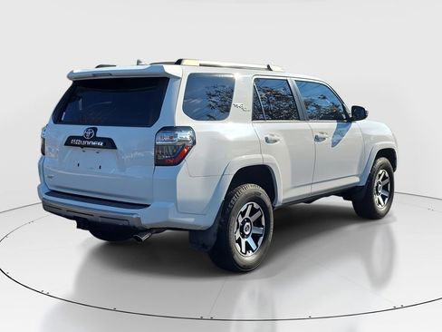 Used 2018 Toyota 4Runner TRD Off-Road image 5