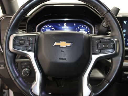 Used 2024 Chevrolet Silverado 1500 LT w/ Z71 Off-Road Package AWD/4WD image 34