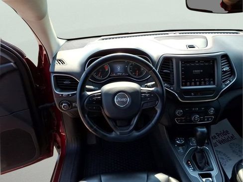 Used 2020 Jeep Cherokee Trailhawk w/ Cold Weather Group AWD/4WD image 13