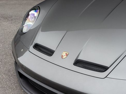 Certified 2022 Porsche 911 GT3 image 10