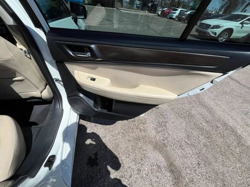Used 2016 Subaru Legacy 2.5i Limited AWD/4WD image 16