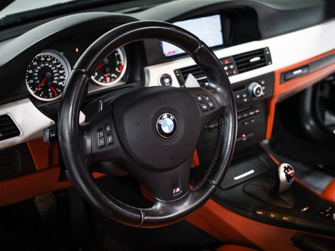 Used 2011 BMW M3 Convertible RWD image 20