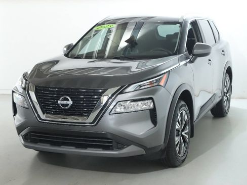 Certified 2023 Nissan Rogue SV w/ SV Premium B Package AWD/4WD image 6