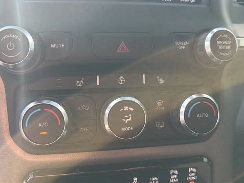 Used 2020 RAM 1500 Big Horn AWD/4WD image 25